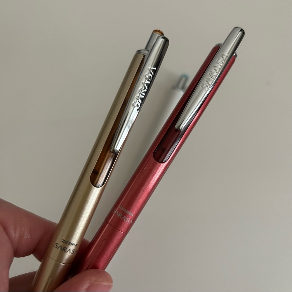 Sarasa Pen Barrels in Rose Pink, Gold and White - Picture 6 of 7